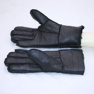 China Plain Sheep Fur Gloves Mens Leather Gloves Warm Black Fur Lined Motorcycle Gloves for sale