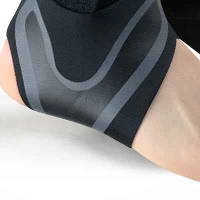 China Durable direct wholesale compression and sprain resistant ankle socks for sale