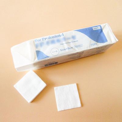 China Sterile Surgical Non Woven Gauze Swab Cotton 10x10 Lap Sponges Gauze Environmentally Friendly Swab Medical Grade for sale