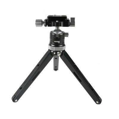 China Hot Selling PORTABLE 148mm Folded Length For Camera Photography Tripod Mini Table Top Carbon Fiber Tripod for sale