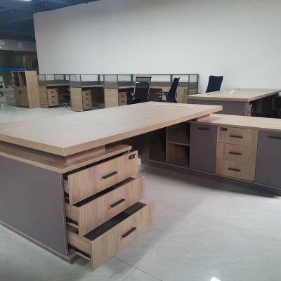 China Office Furniture Modular Commercial Furniture L Shape Modern Luxury Executive Desk Ceo Office Boss Table for sale