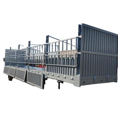 China Truck New 3 Axle Livestock Animal Cattle Transport Barrier Cargo Semi Trailer Side Wall Trailer With Market Price for sale