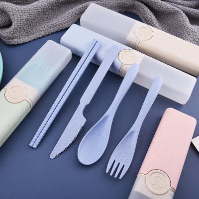 China New Hot Selling Sustainable Wheat Straw 3pcs/set Decorative Plastic Cutlery With Portable Box for sale