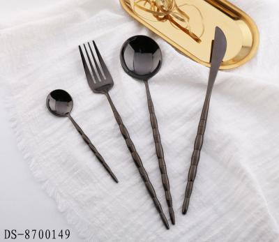 China Viable Hot Sale Gold Titanium Plated PVD Coated Cutlery Set Stainless Steel Black And Gold Cutlery Set For Wedding for sale