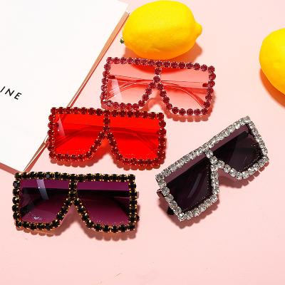 China 2021 Luxury Square Sunglasses Crystal Kids Boys Girls Shades Rhinestone Eyewear Children New Arrival Fashion Sun Glasses for sale