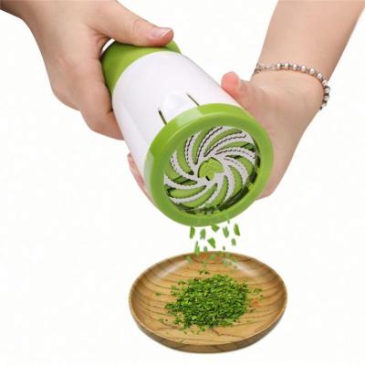 China Viable Herb Grinder Kitchen Tool Gadget Chopper Fruit Vegetable Cutter Cooking Spice Grinder Kitchen Tool Parsley Shredder for sale