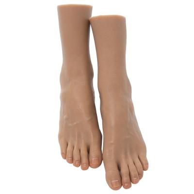 China Realistic Silicone Man Foot Model Clothing Model Shooting Props Silicone Foot Model for sale