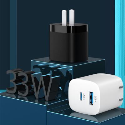 China QC3.0 Factory Wall Plug Charging Station 2 in 1 for iPhone Charger Fast Charging for sale