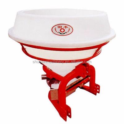 China High Efficiency 700L Plastic Fertilizer Spreader Hot Sale Hopper Equipment for sale