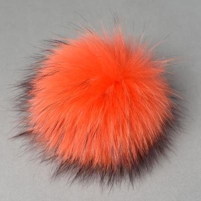 China Real Fur Pom Poms With Snap For Wholesale Fur Pom Poms With Snap Raccoon Hats 14CM KAZUFUR The Real for sale