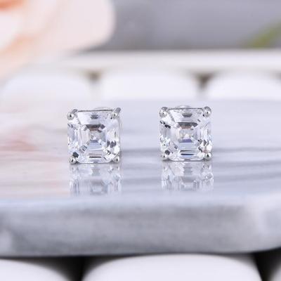 China 925 sterling silver CLASSIC silver stud earrings women earring fashion moissanite earrings for sale