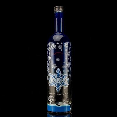 China Liquor Customize Color Glass Bottle 750ml 75cl Painting Decal Decorating Vodka Bottle With Lid for sale