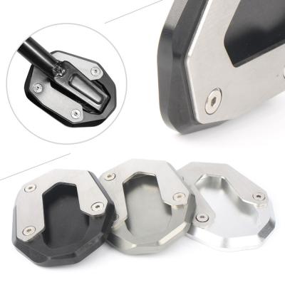 China CNC Aluminum Motorcycle Aluminum Connection Profile Kickstand Bracket Plate Enlarger Side Extension Guard For Sixty2 /Scrambler 800 Classic Cafe Racer for sale