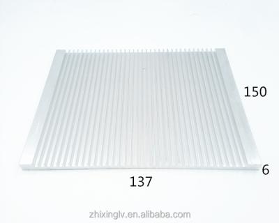 China Custom Aluminum Radiator Radiator Profiles China Supplier 137*6-150 pin aluminum radiotar fin for sale