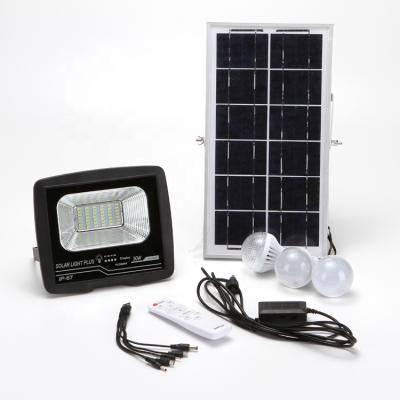 China IP67 Motion Sensor Solar Led Flood Light 2019 Solar Running Outdoor Solar Lamp for sale