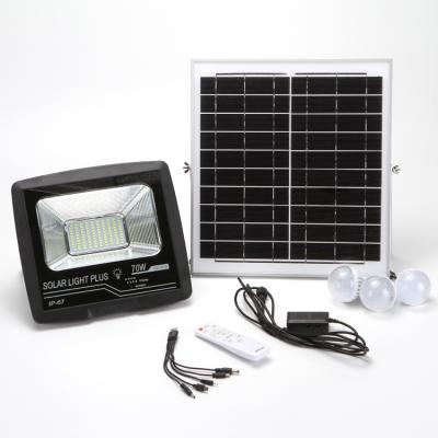 China Factory Direct Selling Home Solar Panel Led Flood Light 70W Solar Road Garden Flood Lamp Kit for sale