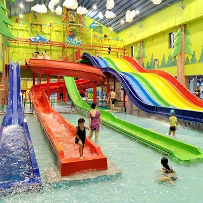 Cina Slide ad acqua in fibra di vetro ad alta resistenza con combinazione di velocità e slide arcobaleno in vendita