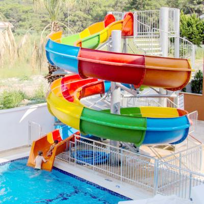 China Exciting Fiberglass Pool Slide With Water Spray Safety Handrails For 1-2 People for sale