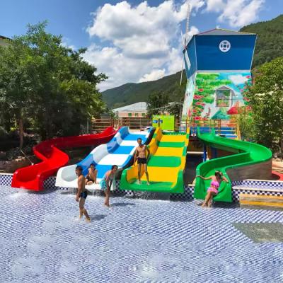 China Anpassung 6 Kinder Kapazität Outdoor-Kids-Pool-Rutsche Für Familie Splash-Pool zu verkaufen