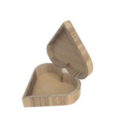 China Eco-Friendly Handmade Small Heart Shape Wooden Box Unfinished Wholesale With Lid Jewelry Box Wedding Ring Box Two Different Ways To Open for sale