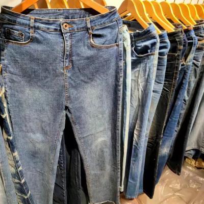 China Fashionable Used Clothing Wholesale Low MOQ Used Casual Mens Wholesale Jeans Pants Bag Mixed Used Clothes Wholesaler for sale