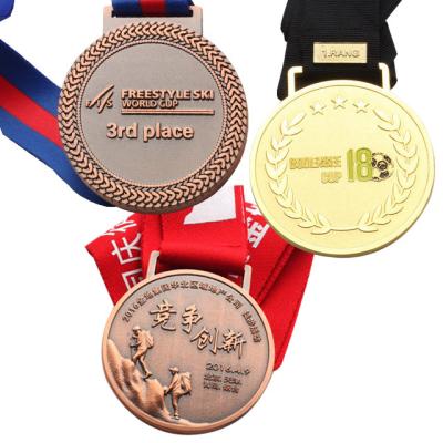 China Europe Marathon Medals Custom Metal Medals Games Gold Metal Walking Silver Bronze Hollow Medallion for sale