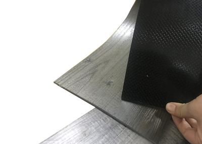 China Het houten Losse Effect van het de Tegelsparket van Korrelpvc Vinyl legt LVT-Plank Flexibele Bevloering Te koop