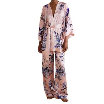 China 2021 new arrivals QUICK-DRY fall fashion best-selling Silk-satin multicolor V-neckline luxury sleepwear for sale