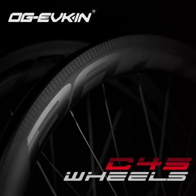 China Road Bikes OG-EVKIN RW-002 Carbon Wheels Anvil 45mm Depth 25mm Width V-Brake External Carbon Wheel For Road Bike 700c UCI Wheelset for sale