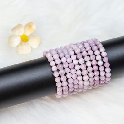 China Europe exquisite wholesale natural crystal jewelry light purple kunzite bracelets for daily ornaments for sale