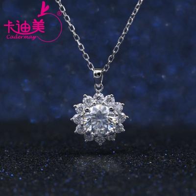 China Cadermay 18K 14K FASHION Gold Moissanite Necklace Sun Pendant Flower Shape 1ct Round D VVS1 Moissanite Diamond Pendant With Chain for sale