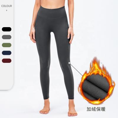 China Anti-static Women's Autumn/Winter Yoga Pants Nylon Thick Velvet Sports Pants Warm Elastic Fitness Gaiters High for sale