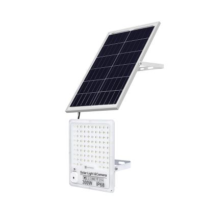 China Built-in outdoor waterproof wireless wifi cctv siren 1080p HD solar camera monitor solar led flood light with sensor for sale