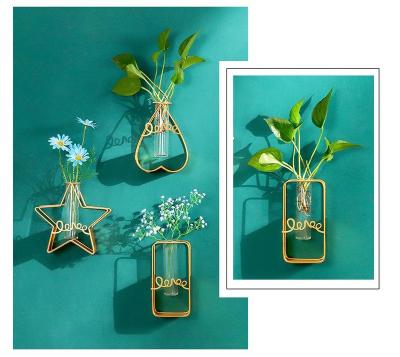 China Modern Wedding Gold Air Plants Geometric Mini Candle Greenhouse Glass Flower Vases For Home Decor for sale