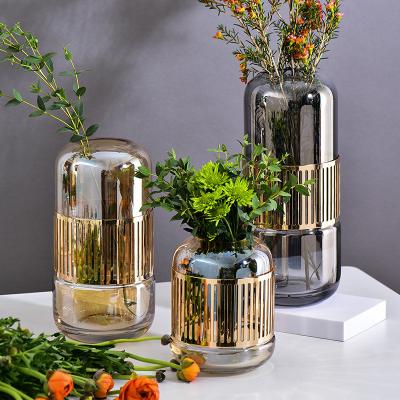 China Contemporary European Decoration Metal Style Round Glass Vase Mesh Glass Vase Living Room for sale