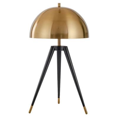 China Modern Portable Mushroom Postmodern Copper Black Lamp Tripod Desk Lamp Led Metal Bedside Tripod Table Lamp for sale