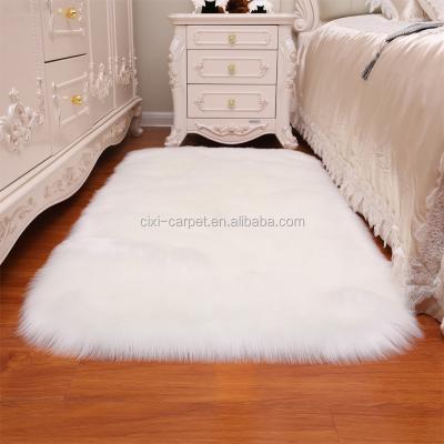 China Anti-Slip Square Shape Pure White Sheepskin Household Faux Fur Blanket for sale