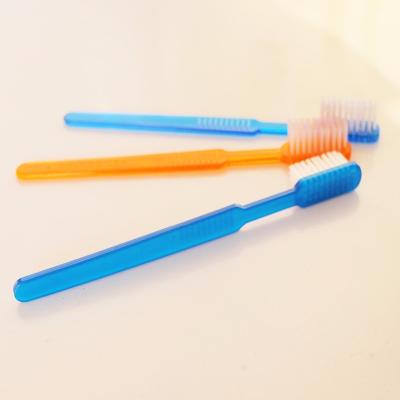 China China Cheapest 2018 Disposable Home Toothbrush With OEM Brand For Adult for sale