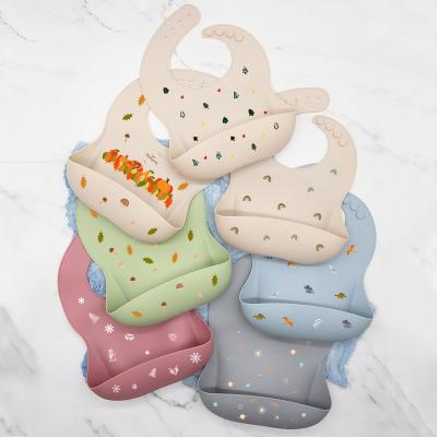 China Moq Baby Bibs Silicon Pattern Silicone Baby Bib Bpa Logo Custom Silicone Baby Bib Non-Toxic Free Custom Stockings Waterproof for sale