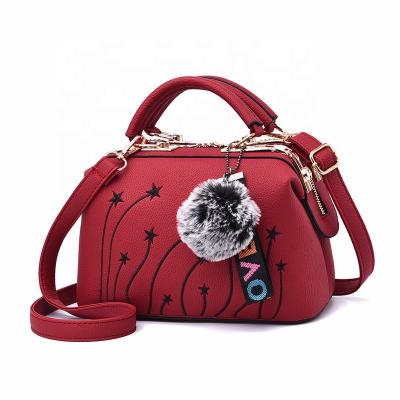 China 2021 Retro Flower Embroidered Shoulder Messenger Bag Hairball Autumn New Steel Armor Pillow High Quality HandBag for sale