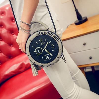 China Other 2021 New Personality Retro Clock Shape Hand Bag Single Shoulder Cross - Body Bag For Women for sale