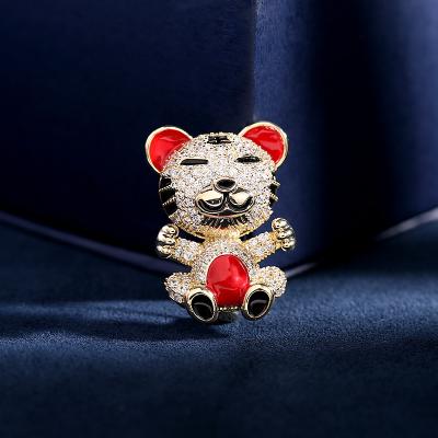 China Vintage MSYO Costume Accessories Zircon Inlaid Animal Brooch High End Clothing Small Tiger Brooch for sale