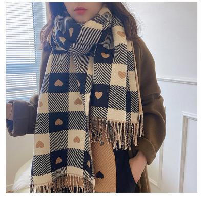 China MSYO Fashion Accessories Long Thicken Keep Warm Cashmere Scarf Plaid Heart Print Women Mid Length Scarf for sale