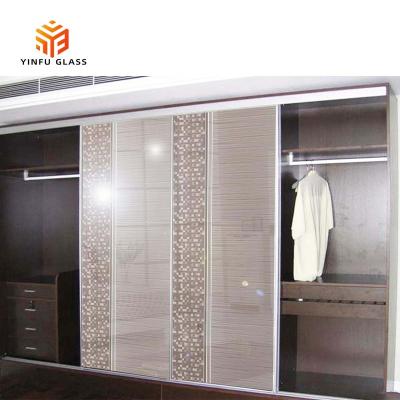 China Court Customized 3-19mm Sliding Door Glass Partition Tempered Glass Float Glass for sale