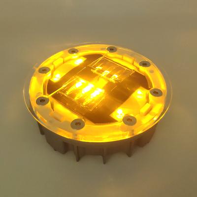 China New Original 6 Led Parking Studs Intelligent Flashing Road Middle Solar Road Stud Light Te koop