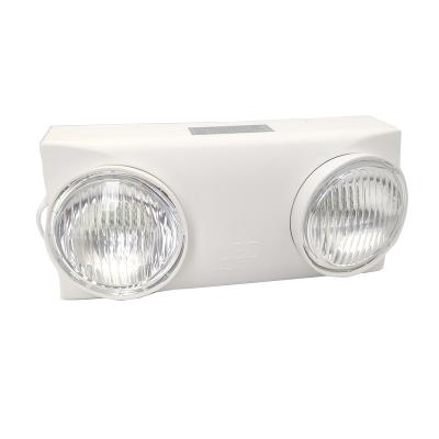 Cina White Twin Head Wall Mounted 240V LED Emergency Light LED With Battery in vendita