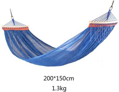 China YIYU Indoor&Outdoor Durable Blue Net Fabric Hammock Swing Bed With Wooden Stick for sale