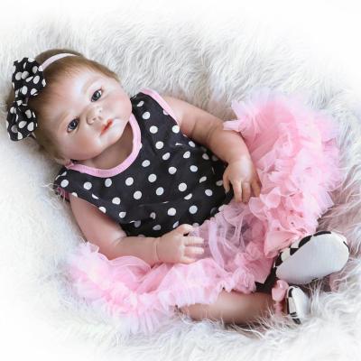 China Washable lifereborn doll girl 57cm real lifelike newborn reborn baby dolls for kids gifts play reborn doll kits for sale