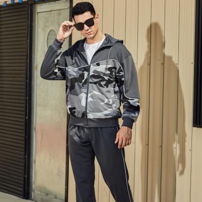 China Wholesale Breathable Men Camouflage Active Hoodie Zipper Sweatsuit 2 Pcs Fitness Wear Hoodie Workout Jogger Top Set for sale