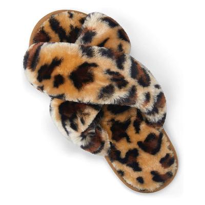 China Cushioning fuzzy fuzzy leopard slip shoes China home toe fur slides wholesale slip slipper for women for sale